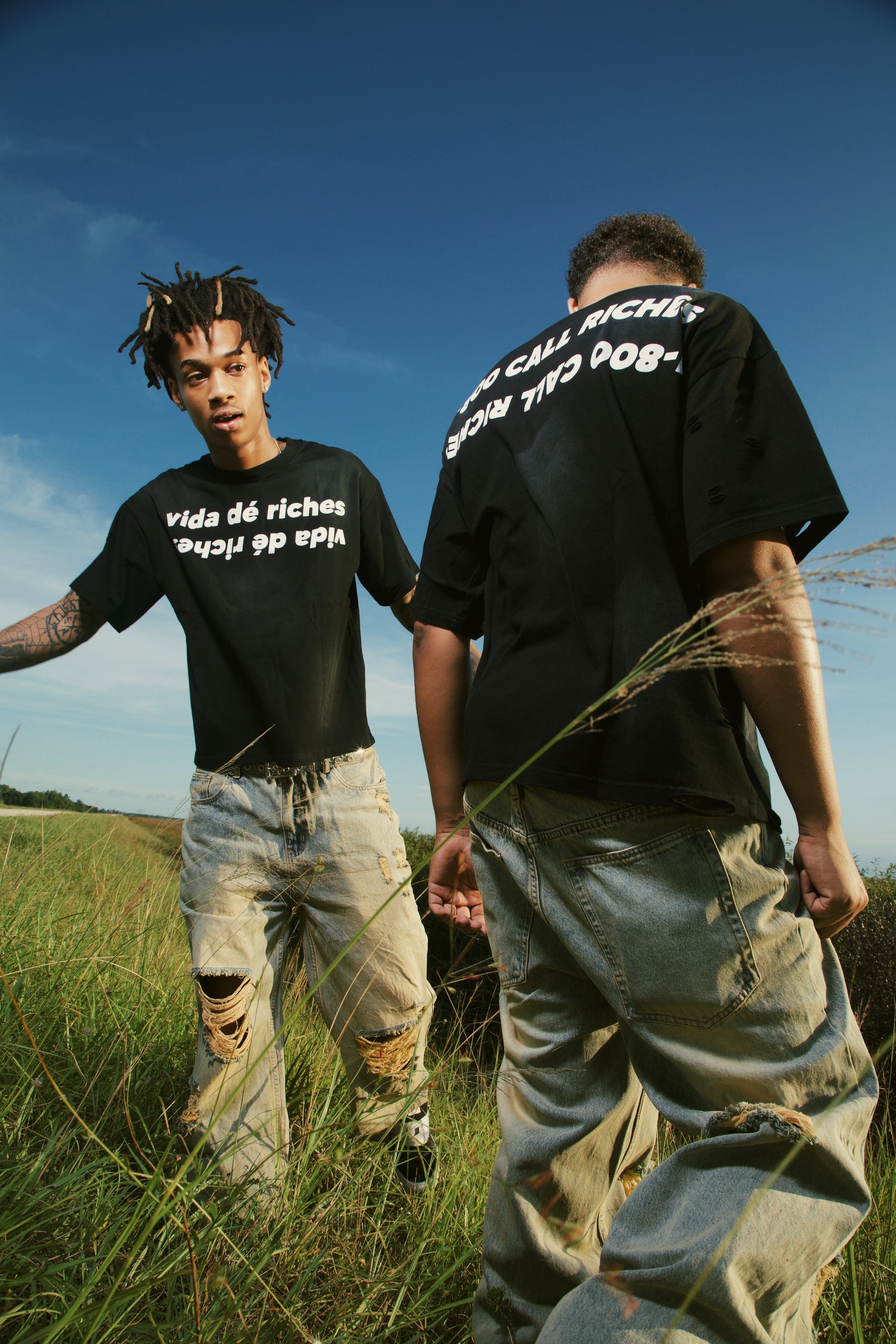 vida dé riches distressed shirt