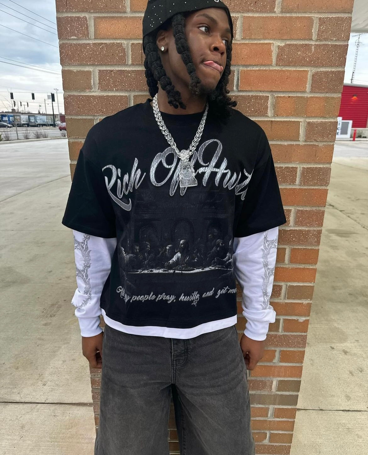 RICH OFF HUSTLE